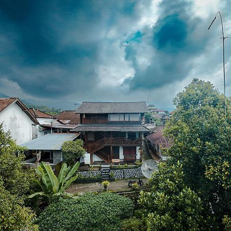 Munduk Tjeraki House Guest House ภายนอก รูปภาพ