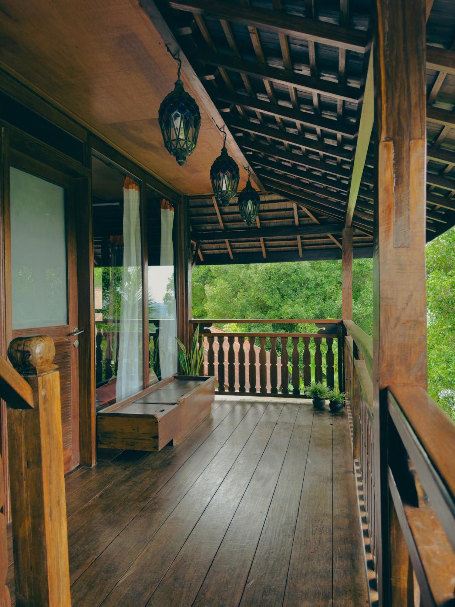 Munduk Tjeraki House Guest House ภายนอก รูปภาพ