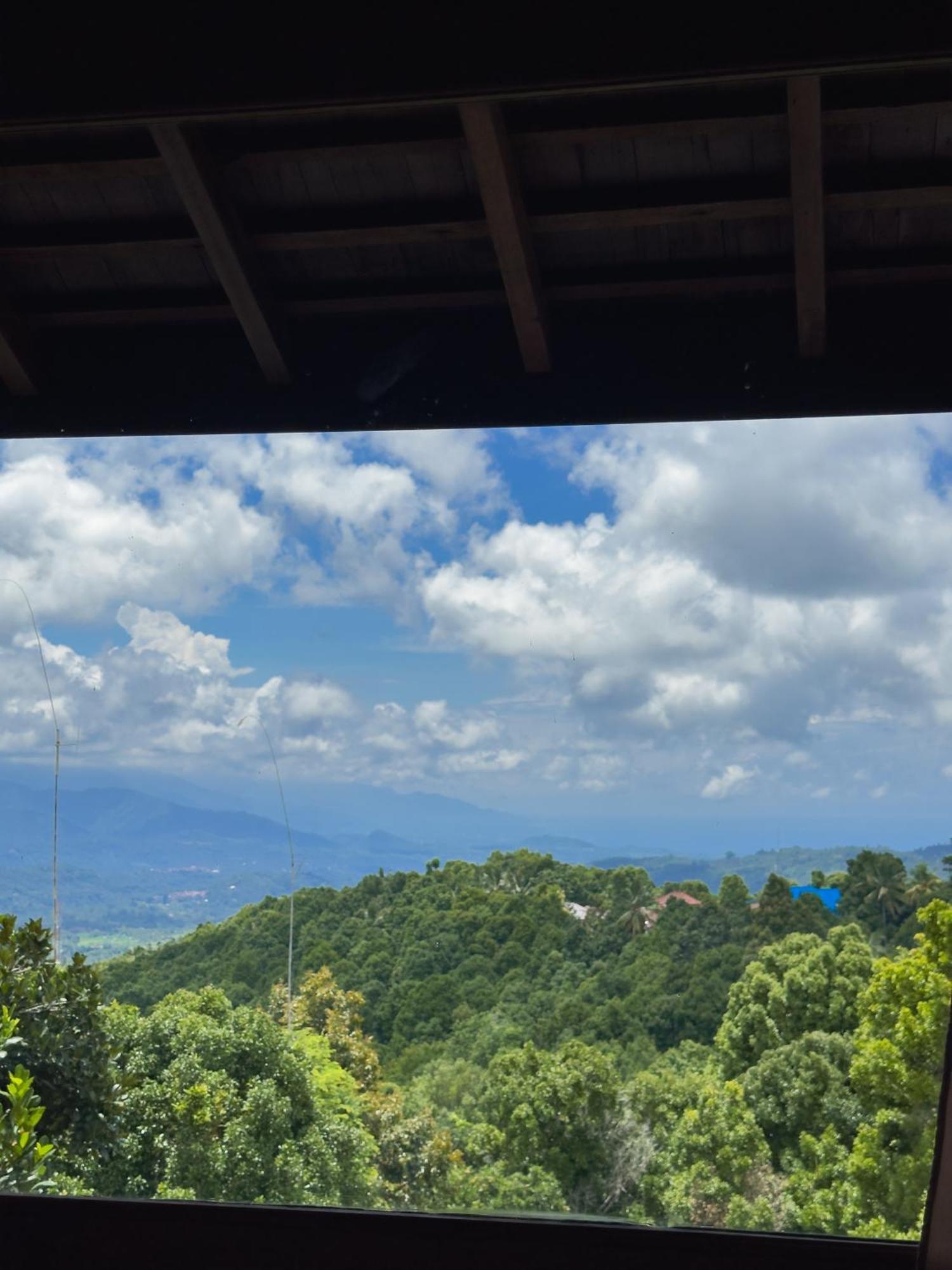 Munduk Tjeraki House Guest House ภายนอก รูปภาพ