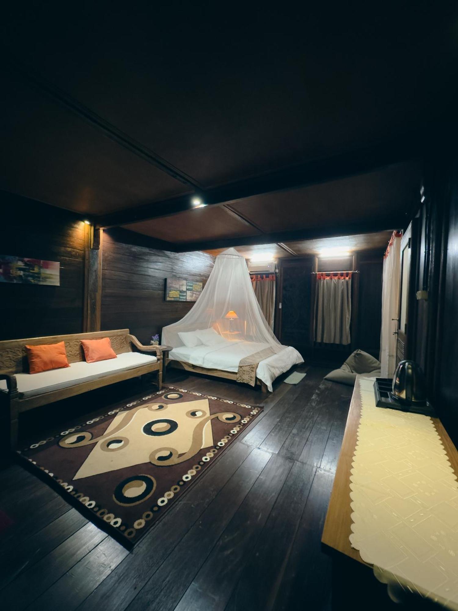 Munduk Tjeraki House Guest House ภายนอก รูปภาพ
